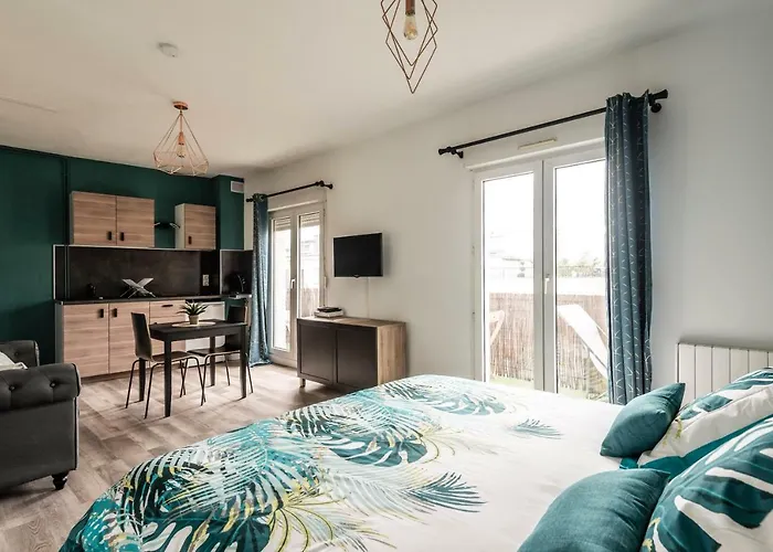 Apartmán Chic + Balcony - Hyper Center