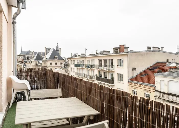 Chic + Balcony - Hyper Center * Remeš